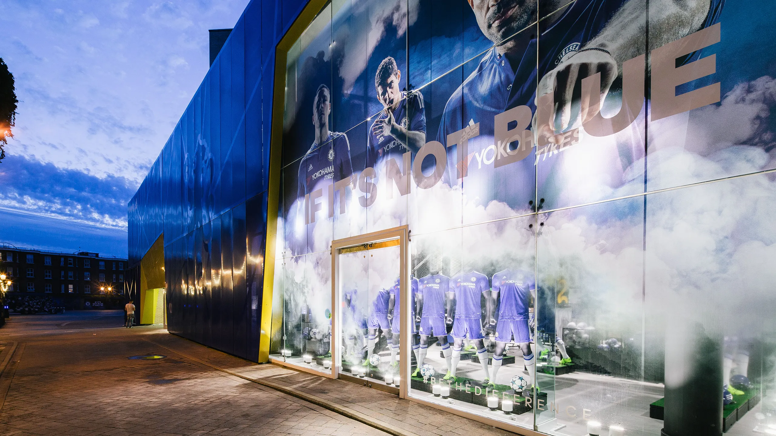 FC Chelsea Megastore Retail concept with high appeal
