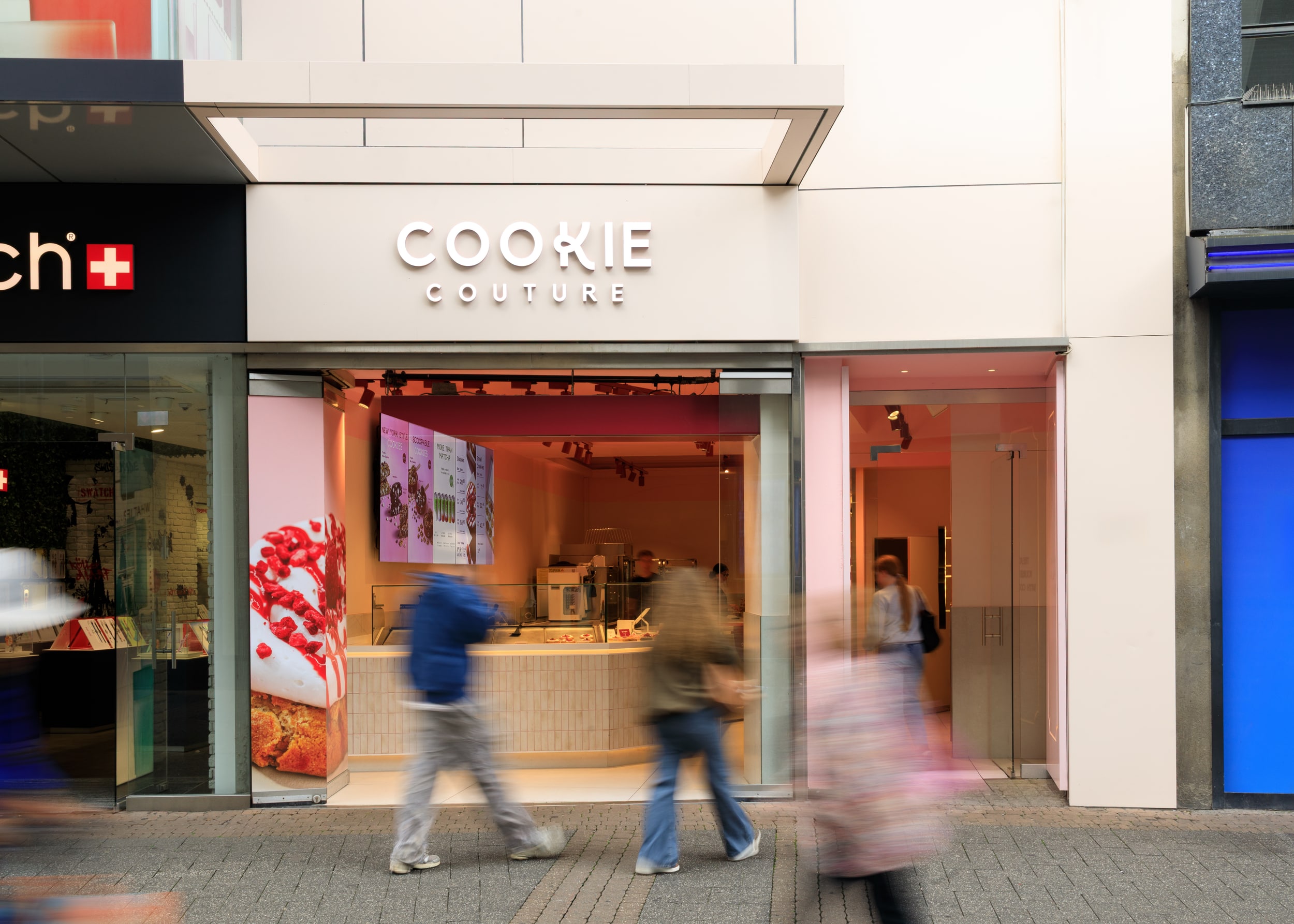 Cookie Couture ein pinker Keksladen von außen pink/rosa